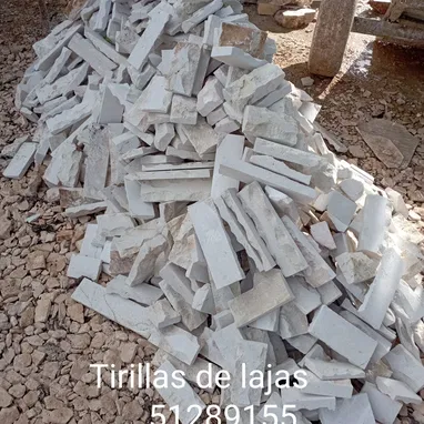 Enchapes de piedra jaimanita y laja ideal para eliminar la humedad reforzar la pared y ahorrar en pinturas. Somos 1ra 👍 - Img 123091378