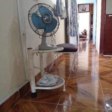 Vendo biplanta en Palatino  proximo a la Ciudad Deportiva y Finca de los monos con 4/4 y 4 baños en muy buen estado - 9/10