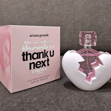 Ariana Grande (Perfumes de mujer ) - 2/2