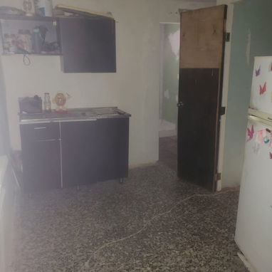 Se vende casa amplia a una cuadra de la calzada de 10 de octubre - Img 124410842