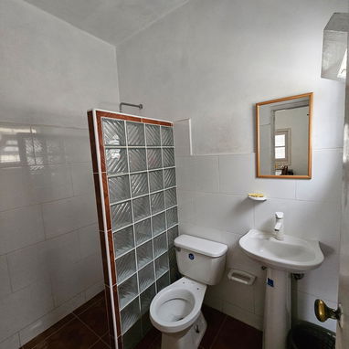 Vendo o permuto Casa independiente - Img 120030898