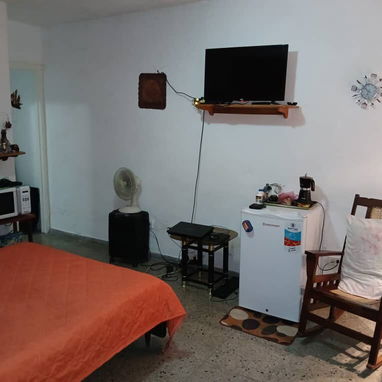 🧼Habitación Independiente con Cocina y Patio en la Víbora REF 1394 - Img 101156980