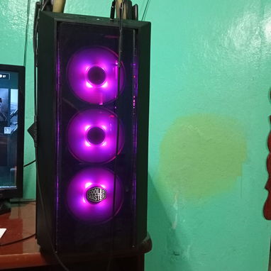 Vendo PC tower cooler Master RGB z370 Aorus Gaming 24 G Ram Nvidea 3060 Ti Fuente Cooler Master 500 watt SSD 520 - Img 123050850