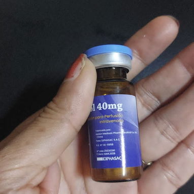 De todo en medicamentos e insumos. Interesados WhatsApp 54537612 - 5/6