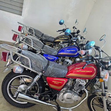 Motorstreck con unidad gs fonts 125cc ..1800 usd - 3/4