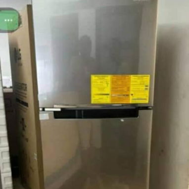 Lavadoras Automáticas Secados al Vapor y Semis Automáticas Refrigeradores Neveras Exibidoras y Frezzes todo New Caja - Img 75462659