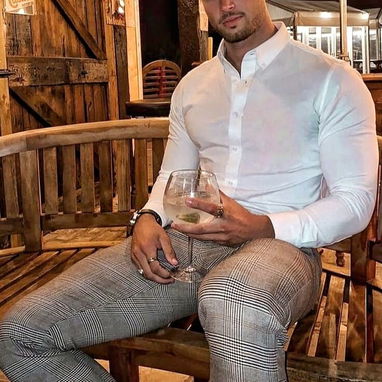 Camisa Blanca. Ropa de Ocasion. Citas .Reunión de Negocios 52465450 - Img 107547088