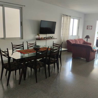Se rentan 2 habitaciones en lujoso departamento en el vedado con vista al mar  RAL0044 - Img 115530961