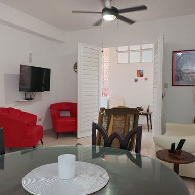Apartamento en renta en el Vedado - Img 125013894