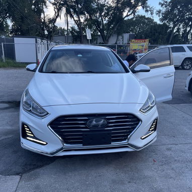Hyundai Sonata - 2/5