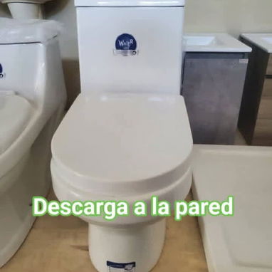 Juegos de baños completos y tasa tanque de descarga al piso y a la pared con los herrajes inportados - 8/10