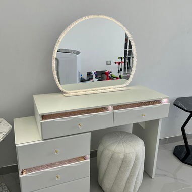 Mesa de maquillaje - Img 125275865