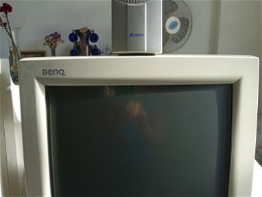 Se venden monitores culones para piezas - Img 54078161