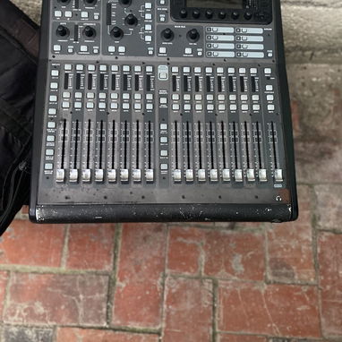Consola digital la X32 - Img 124186835