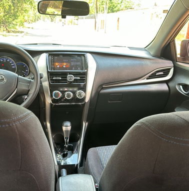 Vendo Toyota Yaris del 2020 importado 33 mil kilómetros - Img 69522176