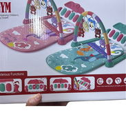 Gimnasio para bebés ( tengo para ambos sexos ) con Piano, música , luces y juguetes - Img 53331353