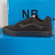 Vans negros - Img 55891906