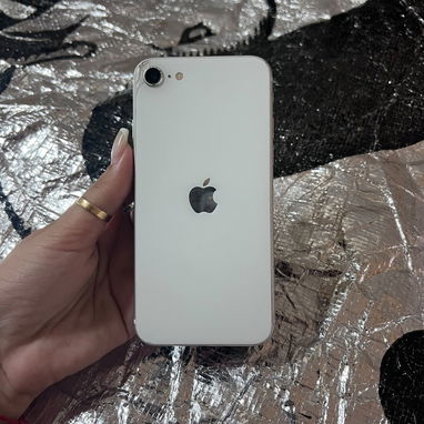 Vendo iPhone SE 2 generación - 2/3