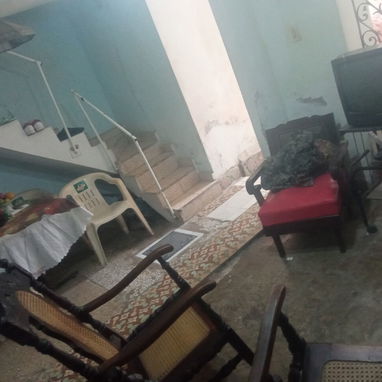 SE VENDE CASA BIPLANTA EN LA HABANA VIEJA. - Img 126034764