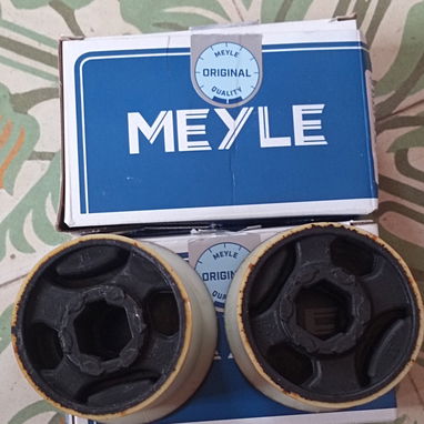 Bujes de la suspensión marca Meyle Alemanes para Seat Córdoba 2008, Seat Altea, Skoda Fabia, VW Polo, VW Passat - Img 98695522