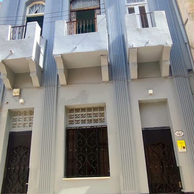 🏖️Amplio Apartamento en Planta Baja – Vedado/Alquiler de Casa/Alquileres Habana/Rentas Habana/ Apartamentos Habana/🏖️ - Img 124037417