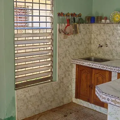 🏝️SE VENDE CASA CERCA DE LA PLAYA CON GRAN POTENCIAL TURÍSTICO EN TRINIDAD,SANCTI SPÍRITUS 🌿 - Img 113698169