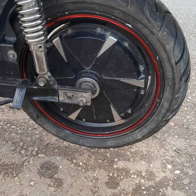 MOTO DE USO MARCA UNICO ROJA - 5/5