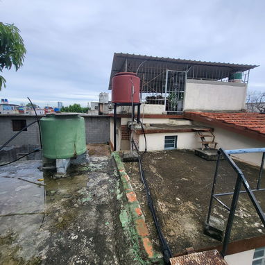 #248 🏡✨ VENTA DE CASA  BIPLANTA INDEPENDIENTE EN PLAYA 📌 _Principio de Buena Vista, Cerca de 60 y 62. Puerta de calle. - 10/10