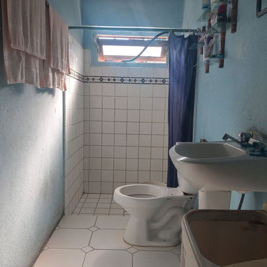 馃彙 SE VENDE CASA DE 3 NIVELES EN PLAYA (20 mil USD) - Img 123595739