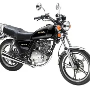 NUEVAS🚨Moto Suzuki GN125 ,  motor 4 tiempos , 5 velocidades. Transporte incluido, papeles en regla. - Img 46071809