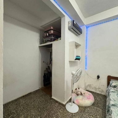 Casa Semi-independiente en bajos - 6/10