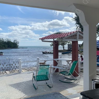 RENTA hostal de 4 habitaciones con Qba Hostin 360 en PLAYA CALETÓN, CIÉNAGA DE ZAPATA. - 5/10
