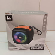 Bocina con Bluetooth y usb. Nueva en caja. Mensajería opcional - Img 55249193
