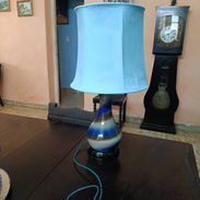 Lampara de mesa - Img 56810583