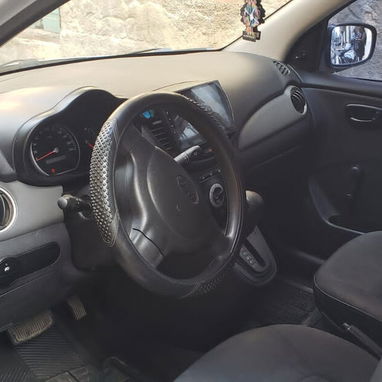 Disponible a la renta en cuba Carro automático con aire acondicionado No se pide dinero adelantado - Img 101805192