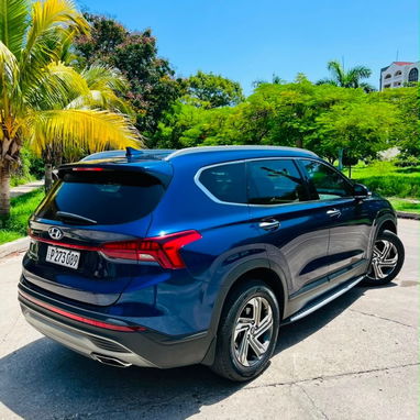Hyundai Santa Fe 2023 SEL Cómo nuevo - 3/7