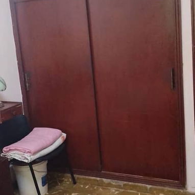 Se vende apto de 2 cuartos,2 balcones,baño, sala saleta, cocina,3 piso en Fontanar Abel Santamaría boyero. - Img 119381026