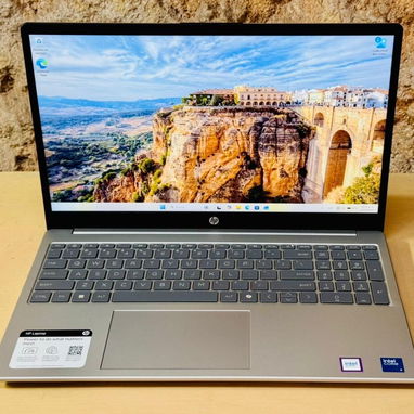 Laptop HP 2025 nueva - Img 124252150