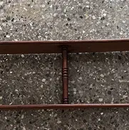 Vendo mueble de madera organizador en 25 usd. No acepto moneda nacional. Medidas: 145 cm de largo por 28 cm de ancho - Img 50404470