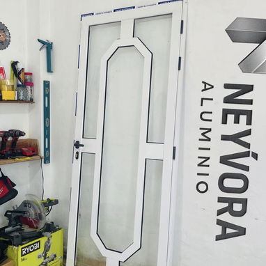 Todo tipo de trabajos en marquetería de aluminio - Img 128033193