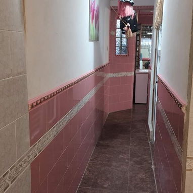 🏡 AMPLIA CASA INDEPENDIENTE EN VENTA – $60,000  Excelente oportunidad de inversión y vivienda. Propiedad completamente - Img 122970563
