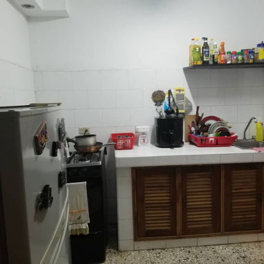 Renta de apto en el vedado - Img 122024882