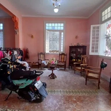 Casa de 7 cuartos super espaciosa en santo suarez - Img 122297551
