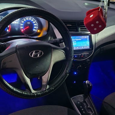 Vendo o negocio Hyundai hacen 2014, acabado de pintar - Img 113142905