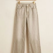 Pantalón Jean Recto Color Beige con Bajo Deshilachado • Talla S/M • 25usd - Img 56148622