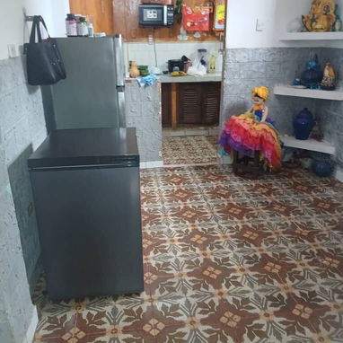 Se vende apartamento en un 2 piso en el vedado - Img 122210069