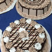Cakes de crema de chocolate, disponibilidad diaria - Img 45358420