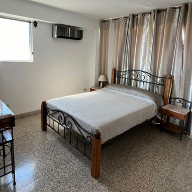 700 USD.RENTO LINEAL.PROPIEDAD HORIZONTAL EN EL VEDADO POR LINEA .52501177 - Img 124088955