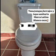 Juego de baño tasa tanke con su tapa sanitaria y herrajes blanco coco marca latino - Img 54626952