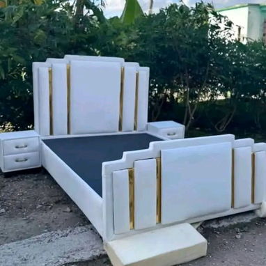 ✨ RENUEVA TU HOGAR CON ESTILO  Encuentra con nosotros  , camas capitoneadas - 9/10